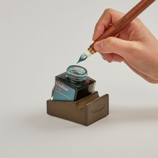 Wearingeul Ink & Pen Rest