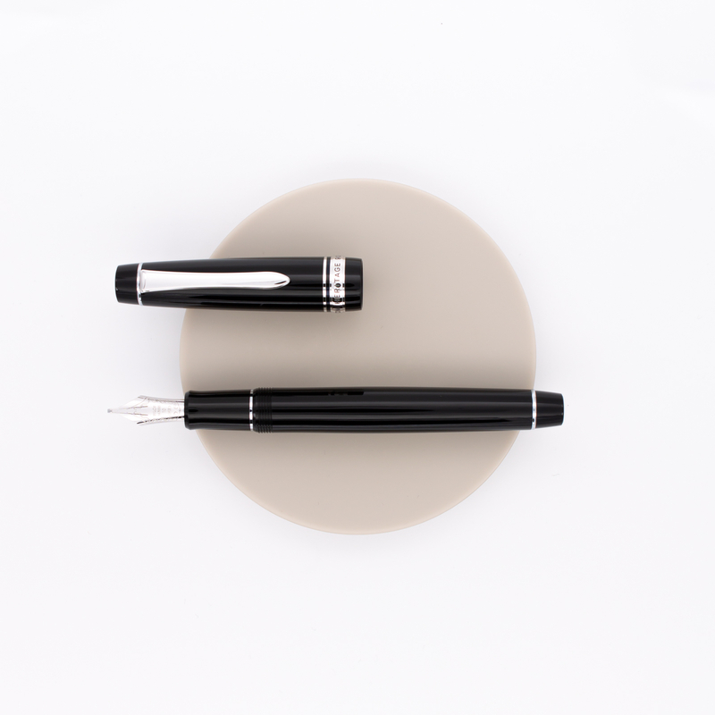 Pilot Custom Heritage 912 Music Penna Stilografica Nera