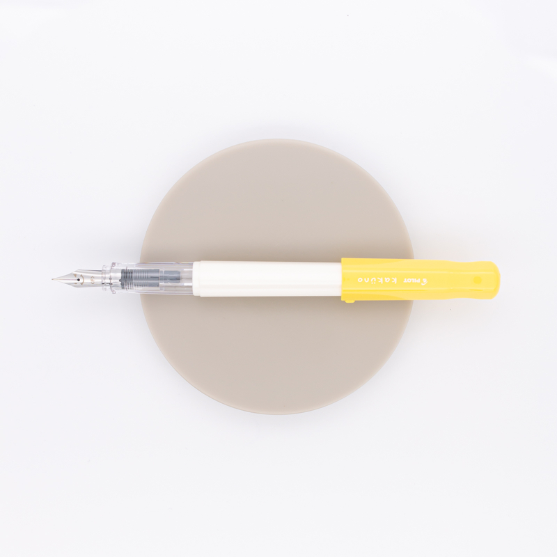 Pilot Kakuno Fountain Pen Soft Yellow